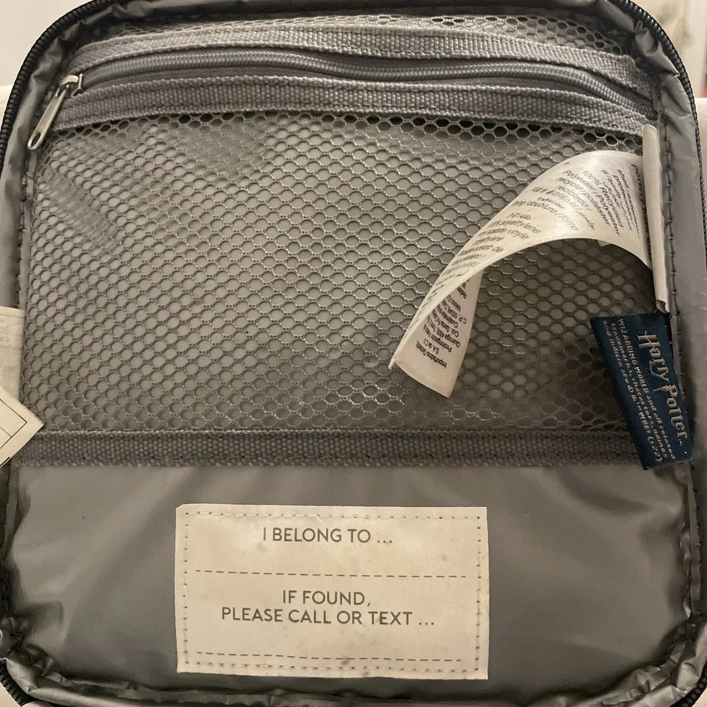 Pottery Barn kids harry Potter Hogwarts Lunch Box Insulated School Bag Gryfindor